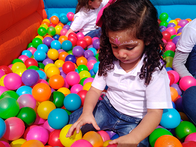 ALQUILER PISCINA DE PELOTAS BOGOTA EVENTOS